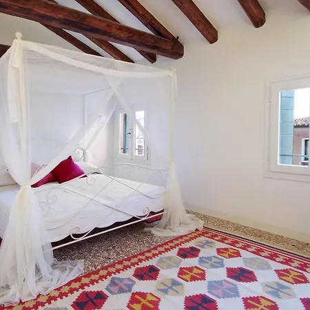 Apartament Ca' San Sebastiano Canal View